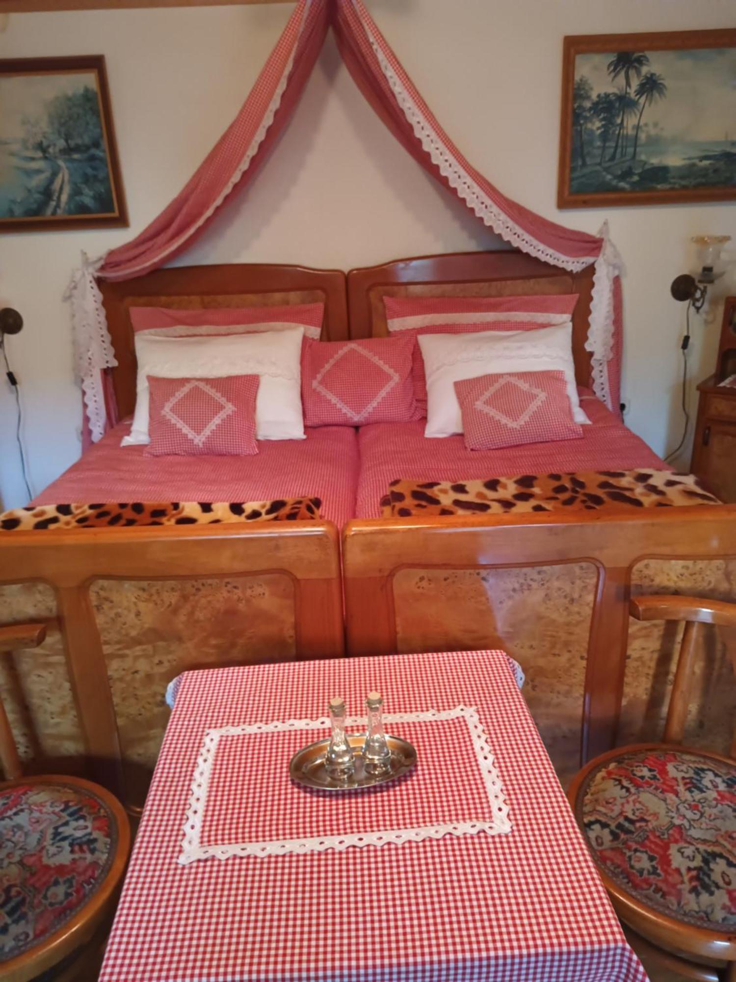 Apartments Bakine Carolije Karanac 外观 照片