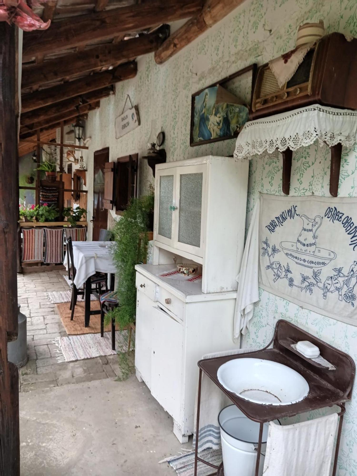 Apartments Bakine Carolije Karanac 外观 照片